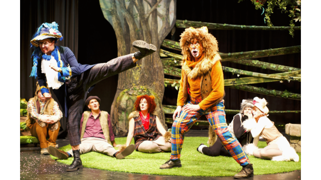 A Hétfejű Tündér – Fellegjárók Társulat