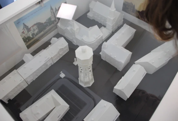 Ide repít a panorámalift: két kiállítás a Víztorony tetején