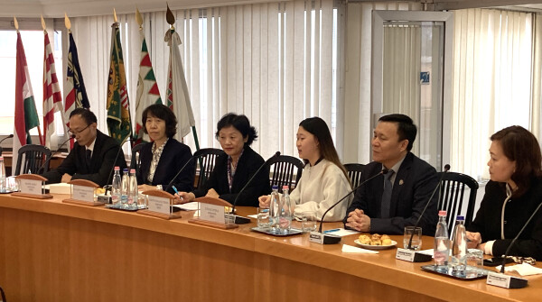 Kínai delegáció Siófokon