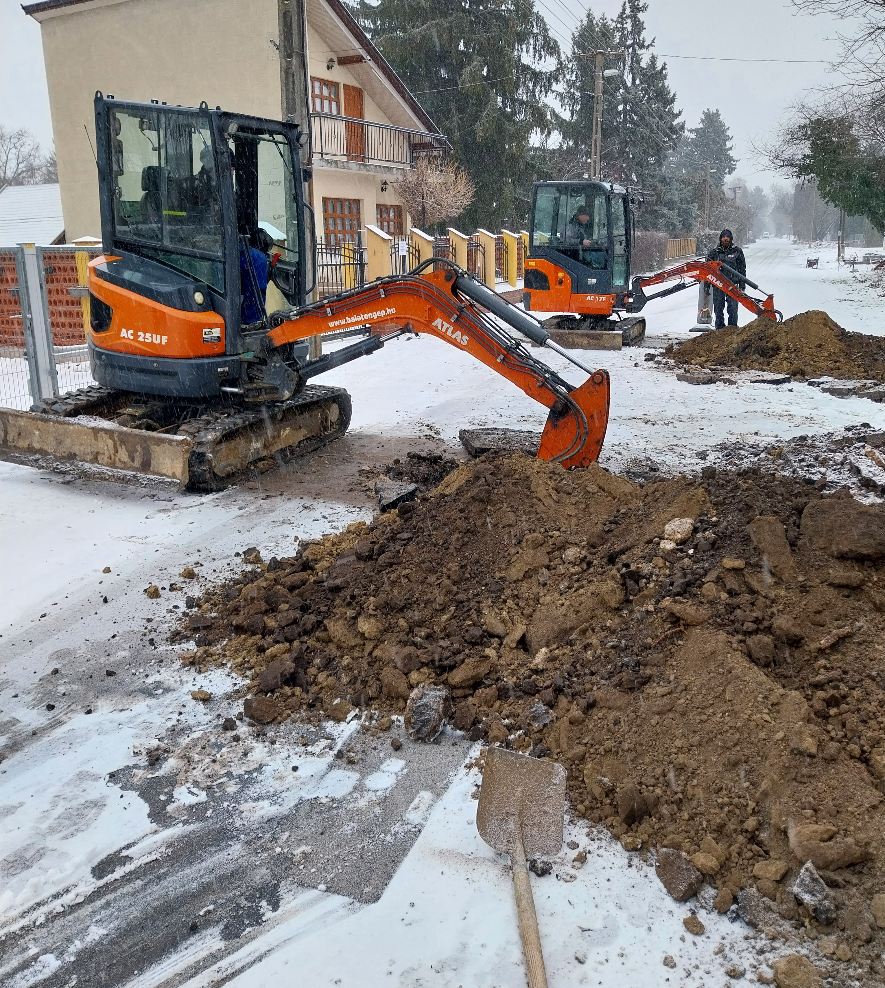 Csatorna Sóstón, magánberuházásban