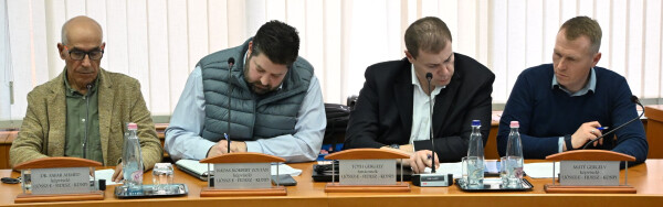 Megszűnt a Fidesz-frakció